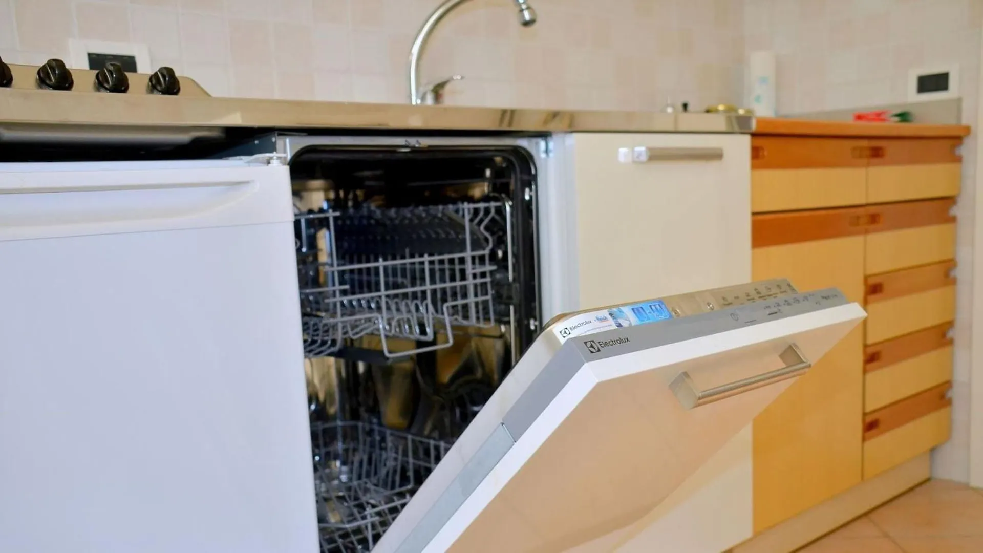Homely Flat For 5, In A Green Area In Bibione