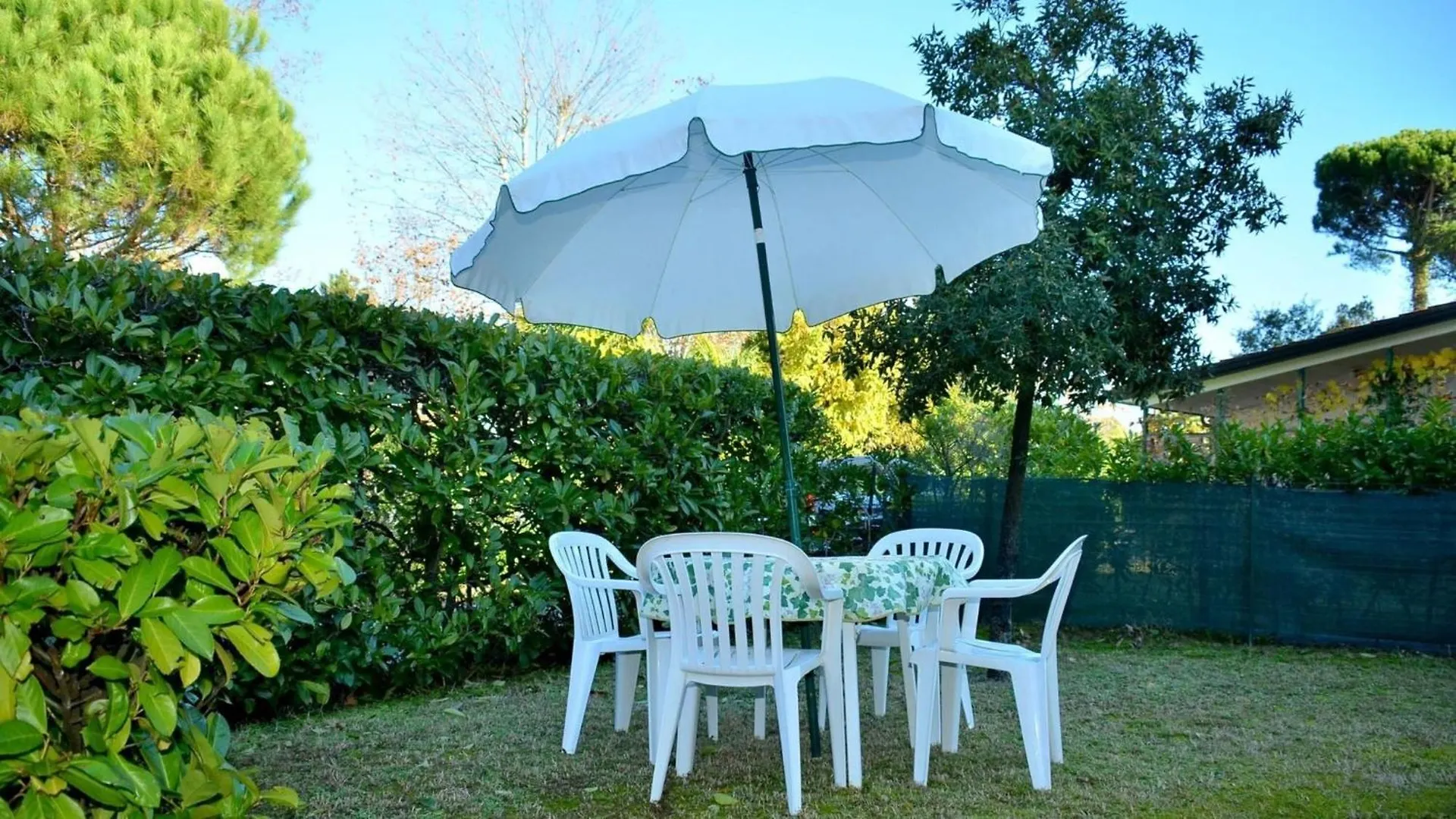 Homely Flat For 5, In A Green Area In Bibione location