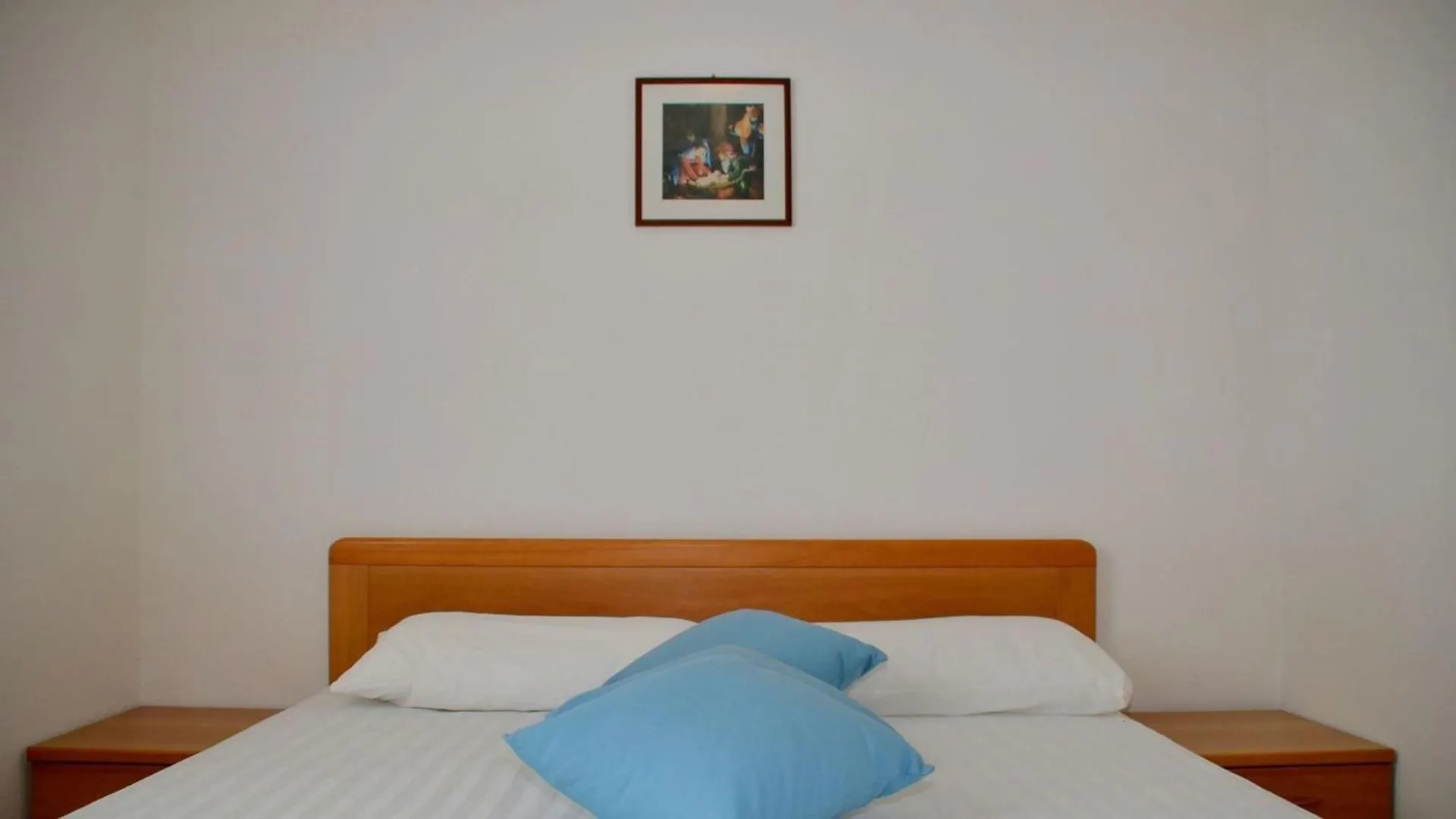 Homely Flat For 5, In A Green Area In Bibione Apartment