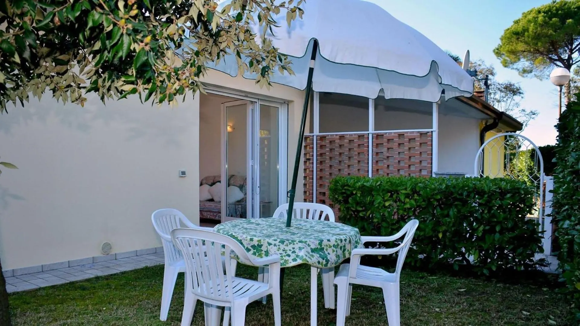 Homely Flat For 5, In A Green Area In Bibione Italy